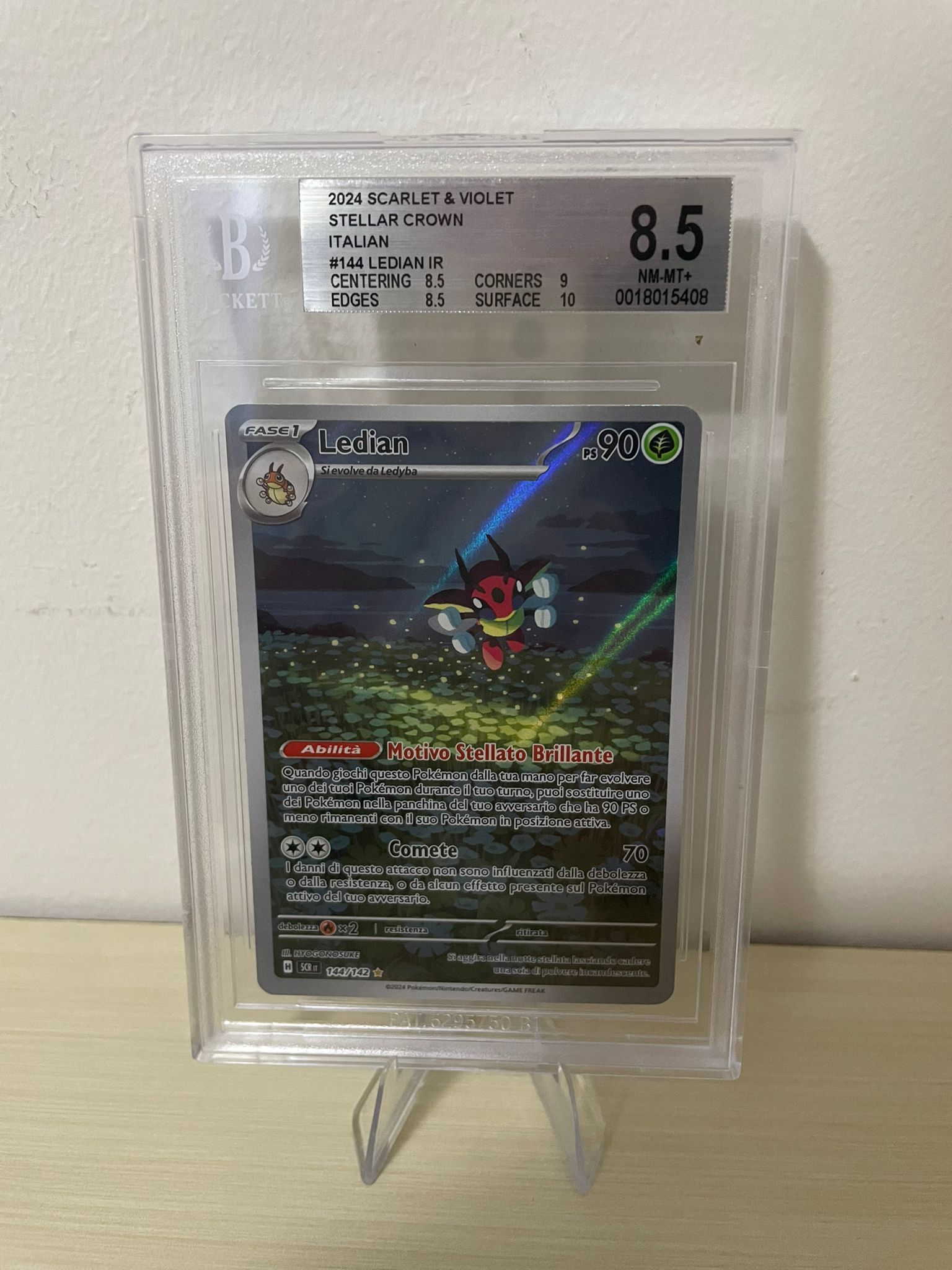Pokemon 2024 Scarlatto&Violetto Corona Astrale - Ledian IR- SCR IT 144/142 BGS 8.5 [ITA]
