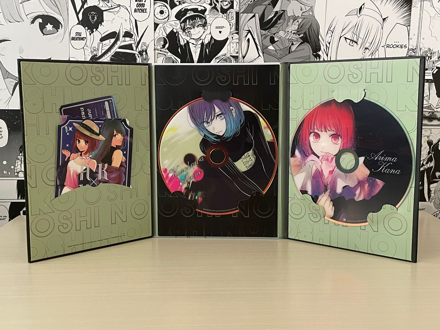 Variant Cover Oshi No Ko No. 4 + Shikishi + DVD [VIETNAM]